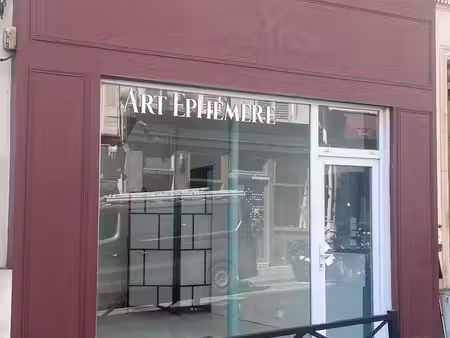 local commercial pop-up store