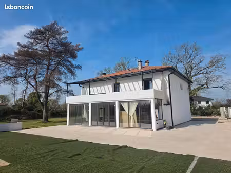 maison st denis les bourg