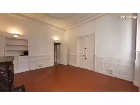 bureau 45 m²