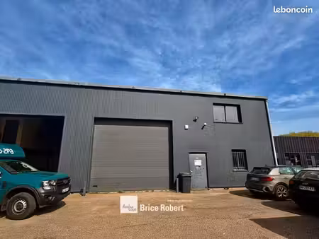 local industriel 207 m²