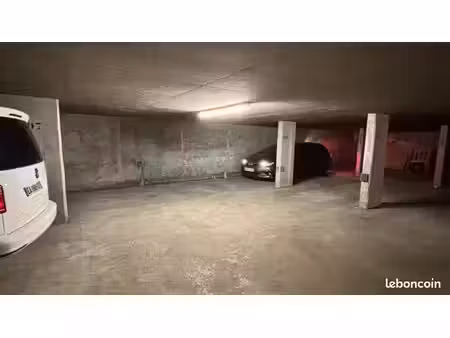 quartier part dieu parking double en sous sol sécurisé