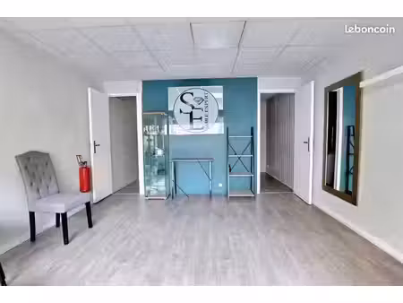 local commercial 32 m²