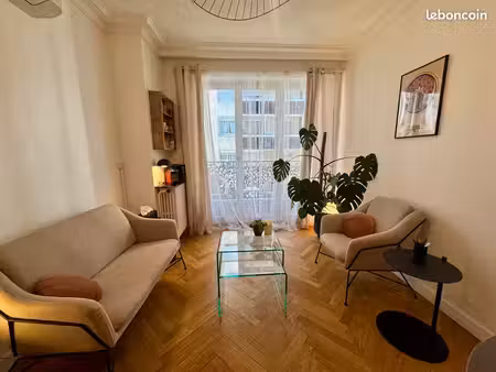 cabinet de consultation 14 m² tout équipé  climatisé et sécurisé — lyon 6ᵉ  métro foch — à