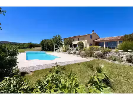 mas à vendre