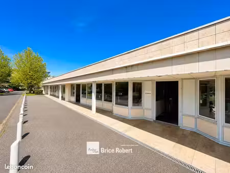 bureaux 80 m²