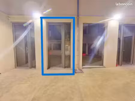 local commercial 88 m²