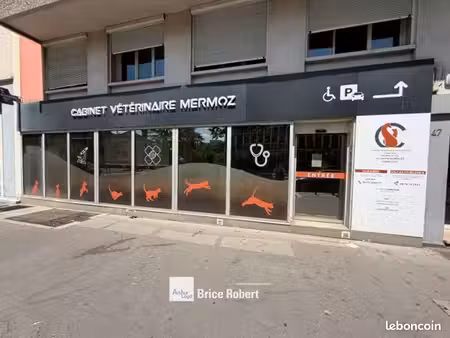 local commercial 130 m²