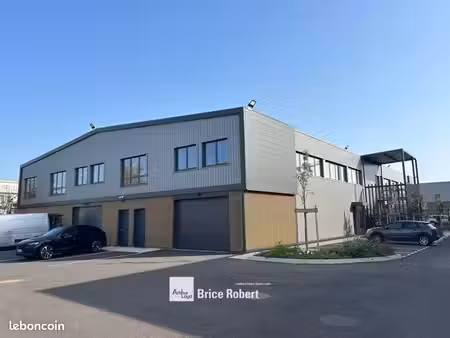 bureaux 120 m²