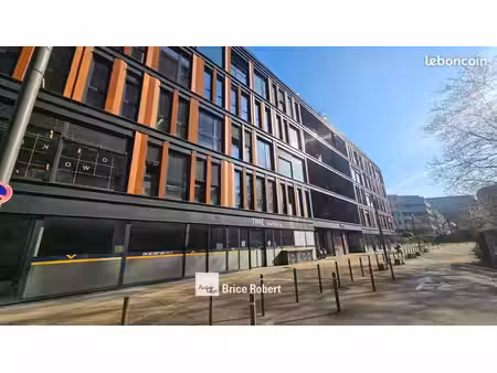 bureaux 292 m²