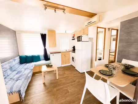 mobil-home 3 chambres – 2 salles de bain – terrasse & jardin – domaine avec piscine
