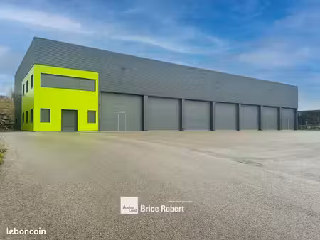local bureaux 1 200 m²