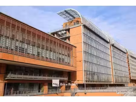 bureaux 468 m²