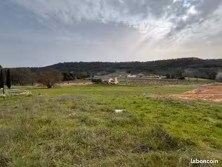 terrain 984 m² salernes