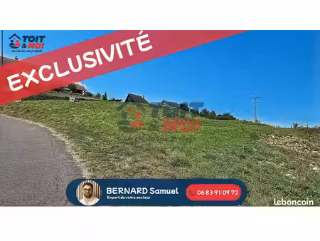 terrain 998 m² traves