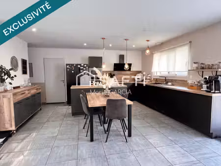 maison-plain-pied 130 m² – 5 chambres – terrain 1 070 m² – piscinable- borne électrique po