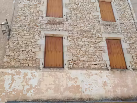 grand potentiel et belle opportunite de renovation