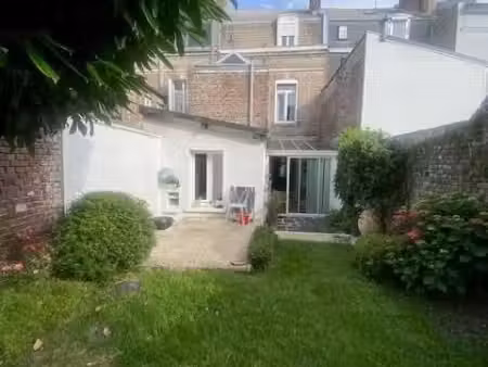 maison 8 pièces 172 m²