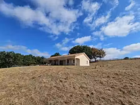 vente maison à nanteuil-en-vallée (16700) : à vendre / 142m² nanteuil-en-vallée