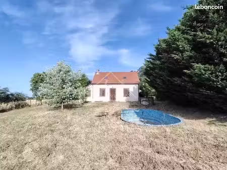 propriété 6 pièces 102 m²