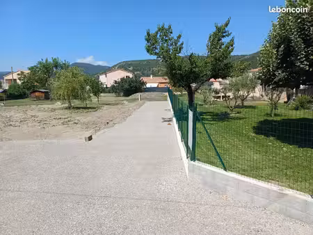 terrain viabilisé 882 m² – plan de gaubert – digne-les-bains
