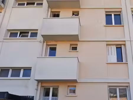 appartement t3 52 m2
