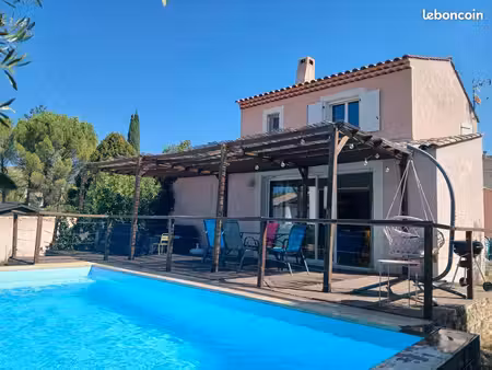 maison - 144 m² - 4 chambres - piscine - 83149 bras