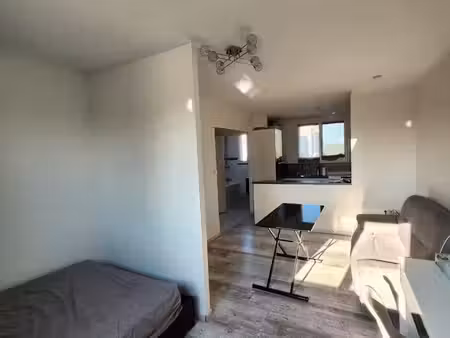 meublé 30m² dans petite copro