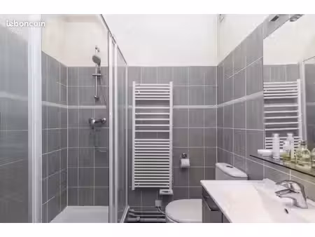 appartement t2 meublé dans une résidence le mayfair