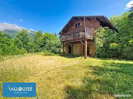 chalet 5 pièces 148 m²