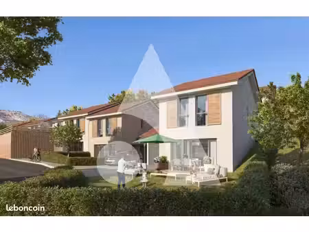 maison 4 pièces 84 m²