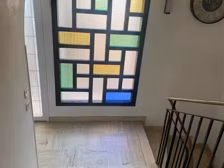 une chambre individuelle dans une maison entièrement rénovée