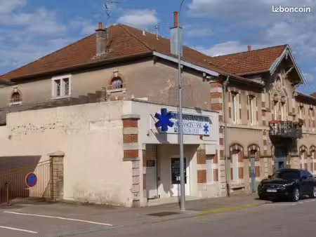 local 100 m² chatenois
