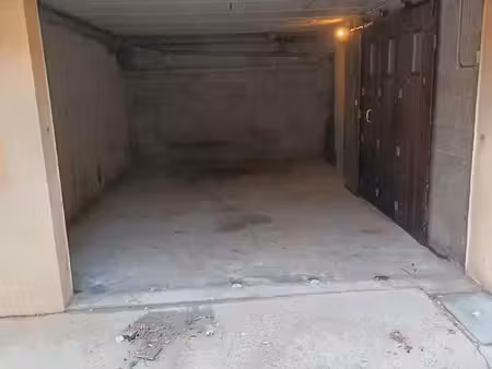 vends studio+ garage inclus cv
