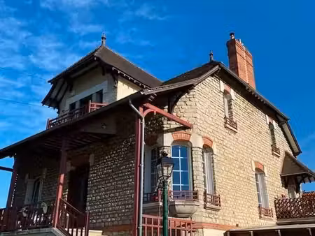 maison de maître avec piscine auxerre centre + appartements