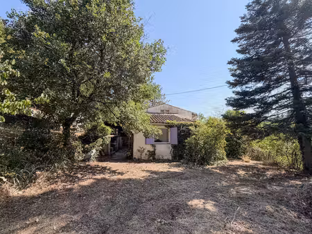 maison t4 de 60 m² avec terrain de 1 117 m² et vérandas