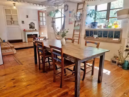 maison treziers 228m2