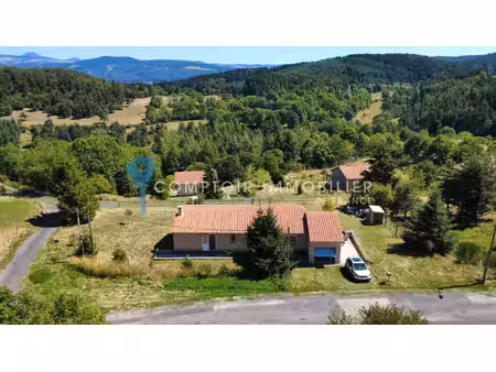 villa 6pièce(s) 4chambre(s) 110 m² coucouron (07470)