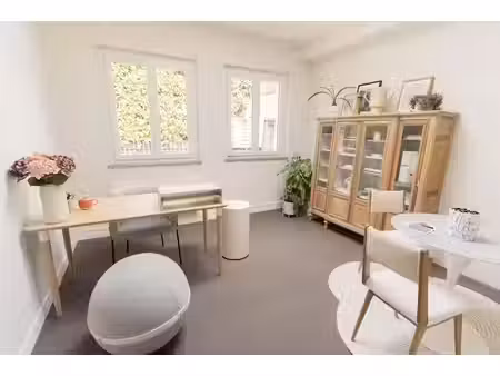 location locaux professionnels 16 m² à vexin-sur-epte (27630)  400 €