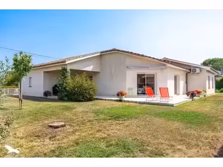 vente maison 5 pièces 125 m² à sainte-bazeille (47180)  262 400 €