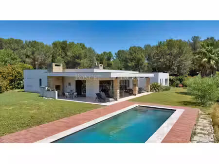 elégante villa contemporaine de plain-pied