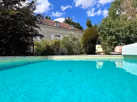 maison de caractére + maison indépendante 8 min de châtellerault