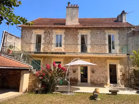 belle maison en pierres des années 60 capdenac gare 6 pièce(s) 134 m2