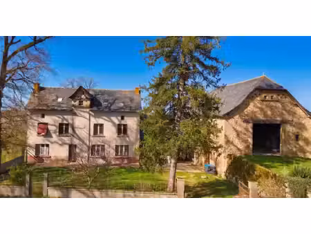 montbazens authentique corps de ferme en pierre splendide grange et potentiel unique