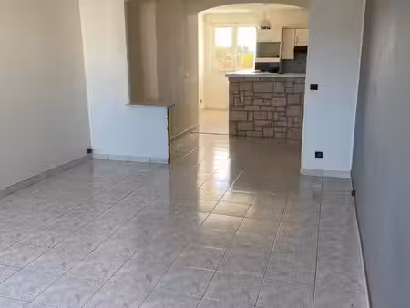 location appartement 3 pièces 71m² decines charpieu 69150
