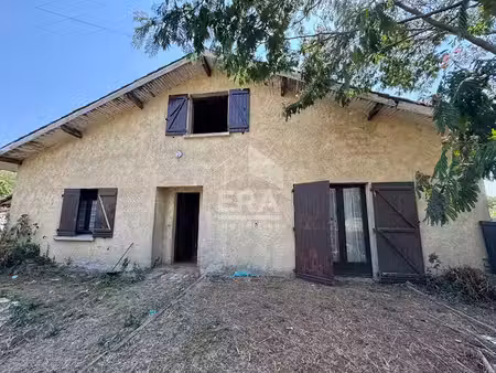 vente maison 5 pièces 150 m² à vic-en-bigorre (65500)  109 000 €