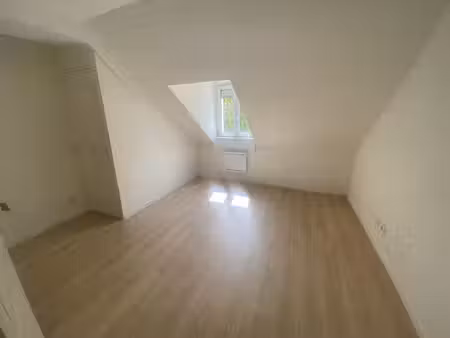 appartement t2 - 36.10 m² - argenton sur creuse secteur mairie