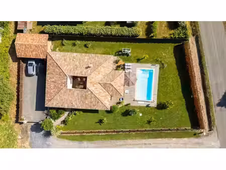 vente maison 6 pièces 136 m² aire-sur-l’adour (40800)