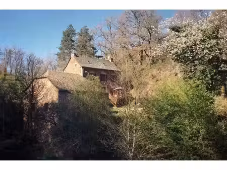 sauveterre de rouergue- moulin isole avec dependance