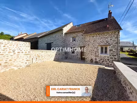 longère en pierre de 90 m² avec dépendances  l’ensemble sur 921 m² de terrain clos