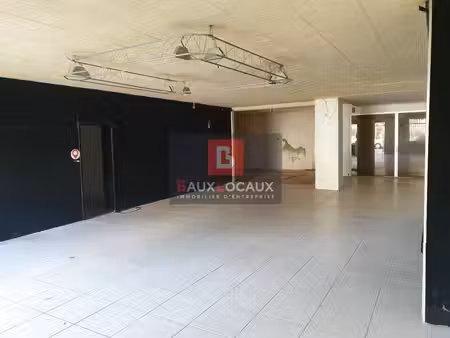 local commercial à louer